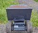 Elektro-Raddumper HD50E, 500 kg Fassungsvermögen, Bergmann, Leergewicht 240 kg, Nutzlast 500 kg, sehr kleiner Wenderadius, stabiler Kippmechanismus, optional mit elektrischer Kippmulde, Batterielaufzeit 8 Stunden, Batteriekapazität 2.5 kWh, robuste Konstruktion, optional mit Anhängerkupplung, optional mit Ladepritsche und Steckrungen, Breite mit breiter Mulde 85 cm