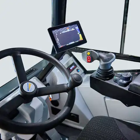 Raddumper HUTTER Dumper HD750, Bergmann, Nutzlast 7500 kg, Motorleistung 102 PS,  Ausschütthöhe 2.20 m, Durchfahrhöhe 3.10 m, Ladevolumen 4.3 Kubikmeter, Max. Fahrgeschwindigkeit 30 km/h, HVO-Diesel, Rangierkupplung hinten, weit öffnende Wartungshauben, Komfortkabine mit Premium-Fahrersitz, Rückfahrkamera