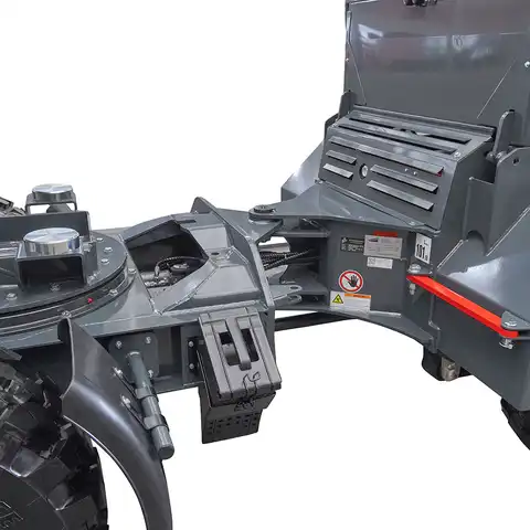 Dumper sur pneus électro HD600, Bergmann, charge utile 6000 kg, puissance du moteur 75.0 CV, volume de benne en butte 3.6 m3, vitesse de conduite max. 30 km/h, 4 phares de travail LED, Climatisation de série, Niveau de gaz d’échappement 5 sans AdBlue, Déclaration de conformité CE, largeur 2.35 m, longueur 5.08 m, diesel HVO, Système d’éclairage LED selon la LCR, 4 phares de travail LED, Accouplement de manoeuvre arrière