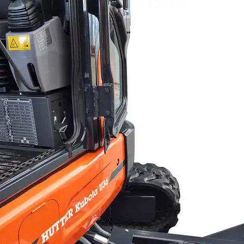 Kleinbagger HUTTER Kubota U36, Raupenbagger, Kurzheck, Gewicht 3.6 Tonnen, mit Dach oder Kabine, 24.2 PS Motorleistung, Detailfoto vom Kurzheck, mit Löffel, Planierlöffelsteuerung im Joystick