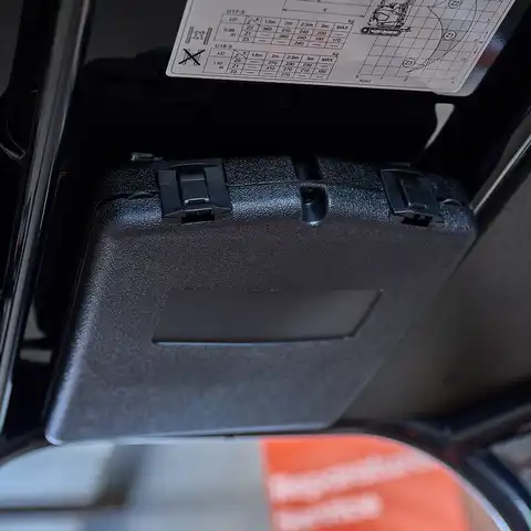 Kleinbagger HUTTER Kubota U17, Raupenbagger, Gewicht 1.7 Tonnen, Kurzheck, verstellbares Fahrwerk, 16 PS Motorleistung, Grabtiefe 2.29 m, Dach, Schnellgangschalter