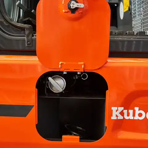 HUTTER Kubota KX037, Raupenbagger mittlere Gewichtsklasse, mit Löffel, 3.5 Tonnen Gewicht, Motorleistung 24.2 PS, abschliessbarer Tankdeckel