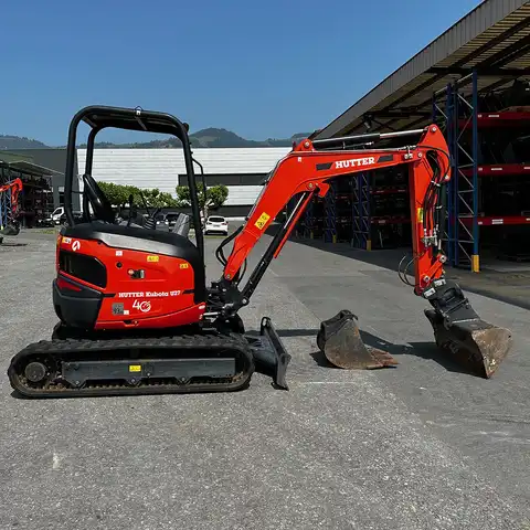 HUTTER Kubota U27-4D