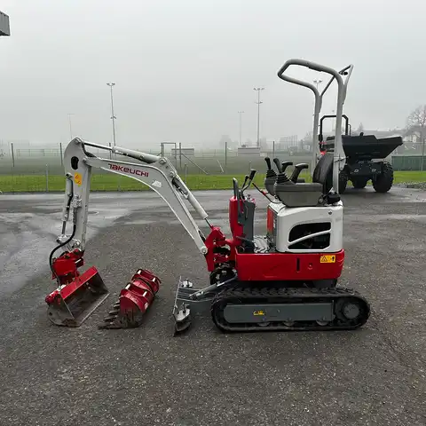 Takeuchi TB210