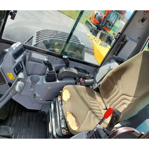 HUTTER Kubota KX080-4