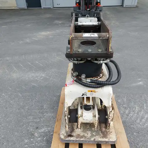 HUTTER Kubota KX080-4