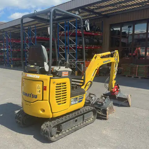 Komatsu PC16
