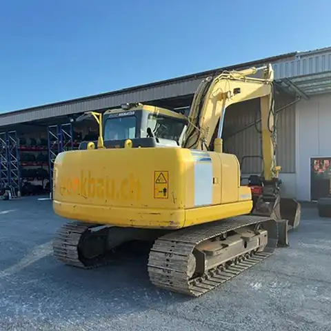 Komatsu PC130