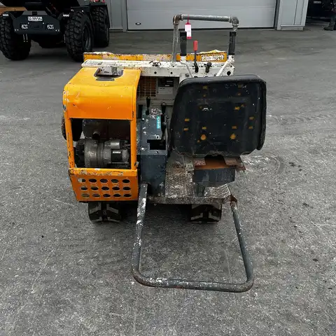 Yamagucchi WB700