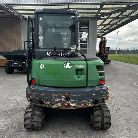 HUTTER Kubota KX042-4