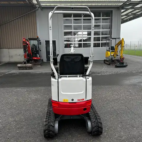 Takeuchi TB210