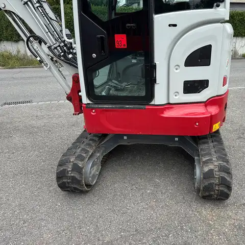 Takeuchi TB325R