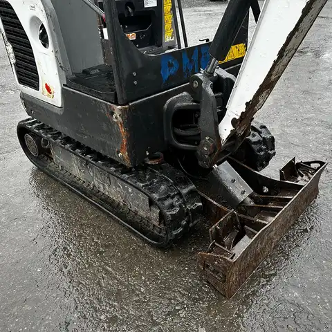 Bobcat E17Z