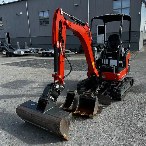 HUTTER Kubota KX019-4