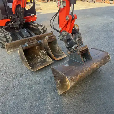 HUTTER Kubota U27-4D